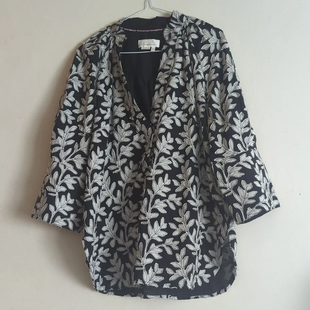 By Anthropologie ANTHROPOLOGIE FLORAL POPOVER SHIRT BLOUSE PULLOVER TOP BLACK - Picture 6 of 11